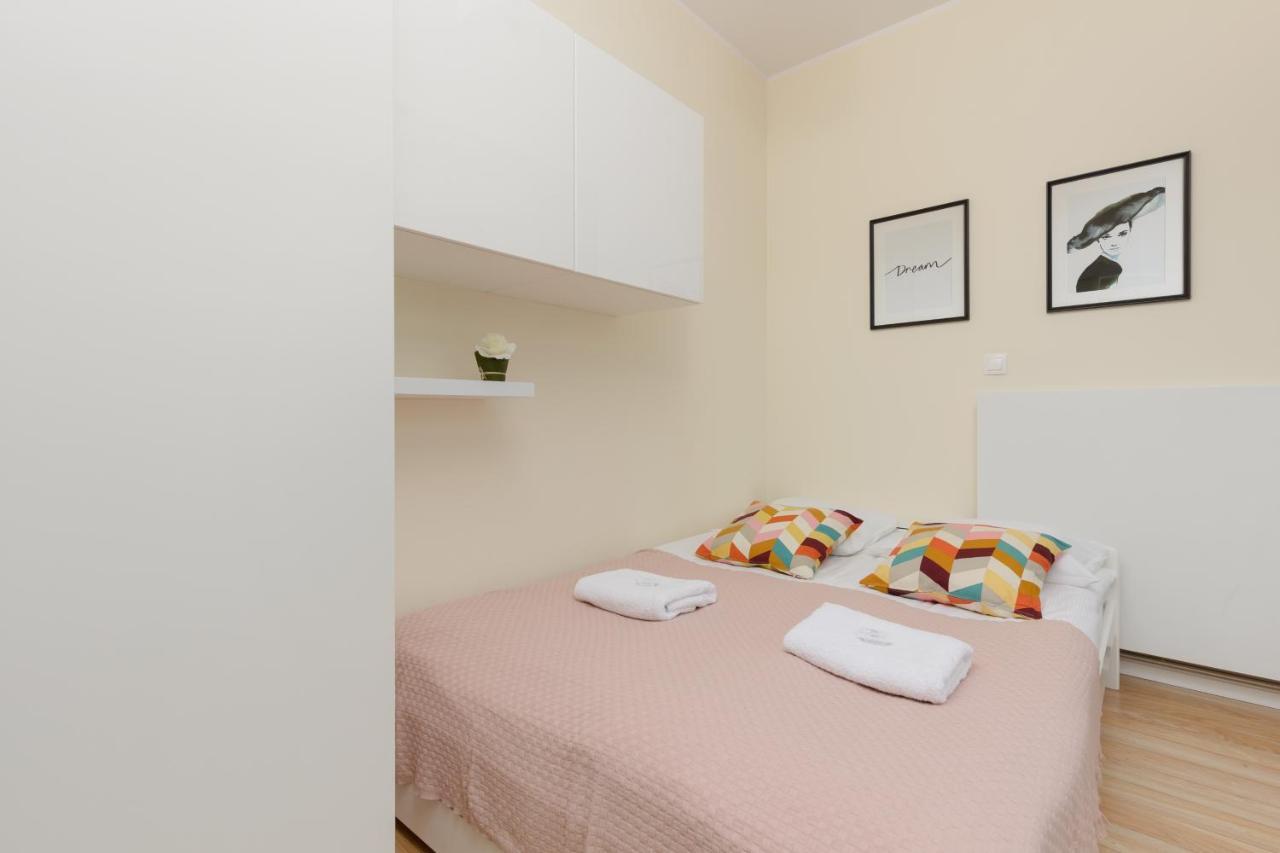 Niemcewicza Pet-Friendly Apartment By Noclegi Renters Warsaw Exterior photo